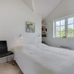 Hathulf - 700m From The Sea By Interhome *