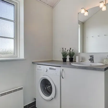 Holiday home Hathulf - 700m From The Sea By Interhome *