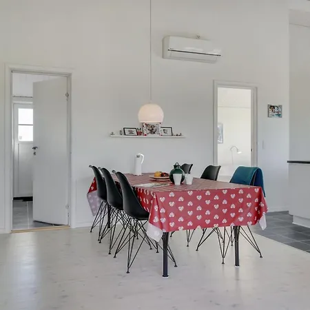 Hathulf - 700m From The Sea By Interhome *
