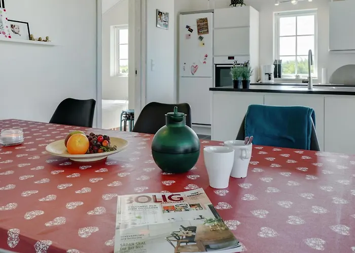 Hathulf - 700m From The Sea By Interhome * Nedre Lysabild